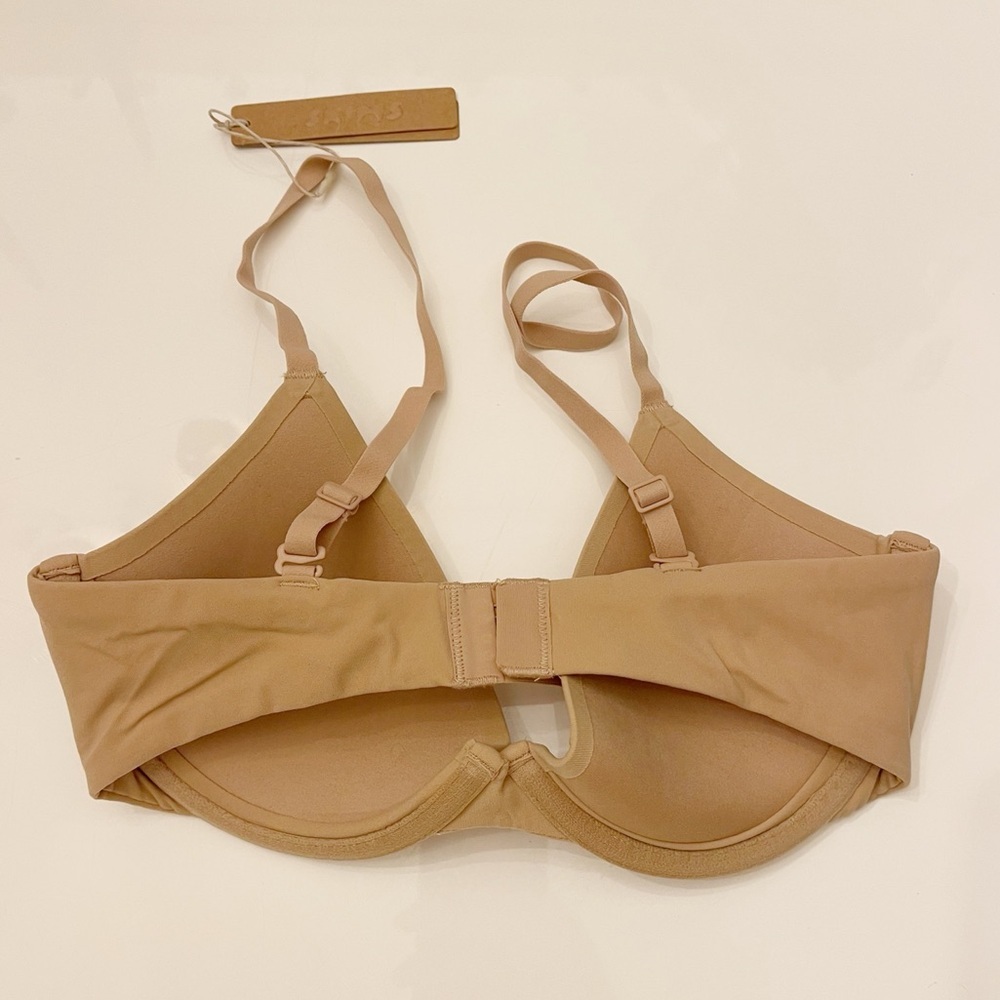 Skims Plunge Bra Clay - 32C - Picture 3 of 3